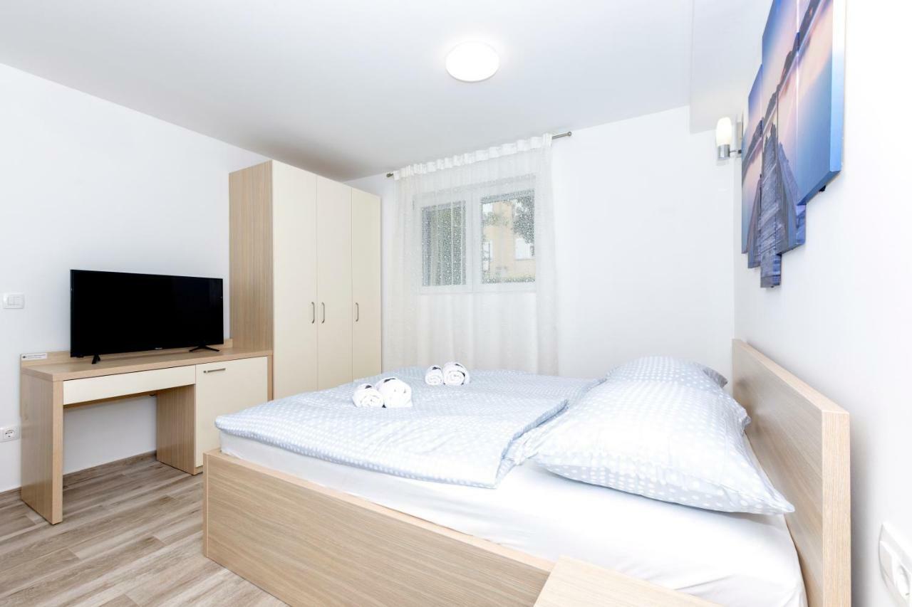 Apartments West Coast Split Dış mekan fotoğraf